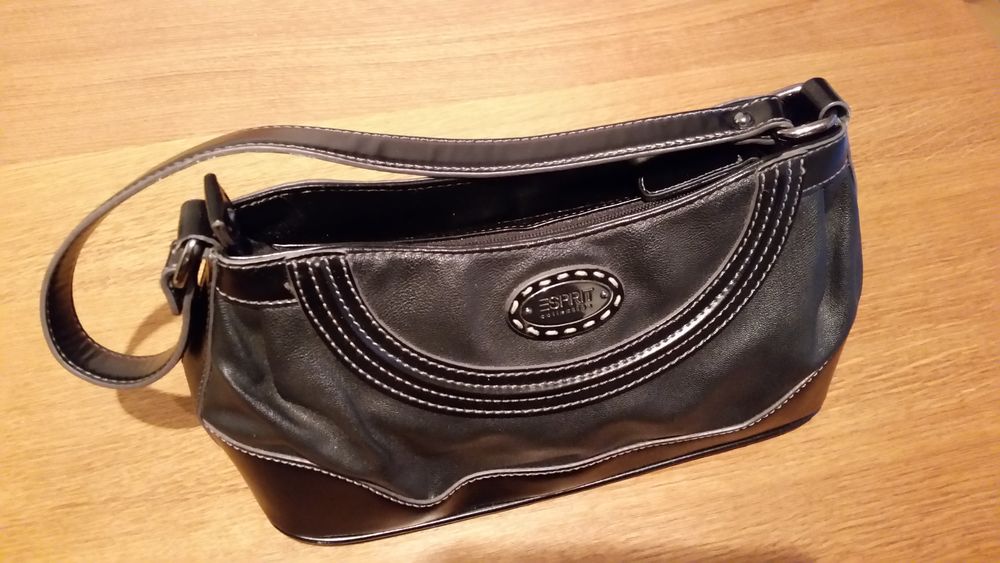 Sac &agrave; main marque noir esprit Maroquinerie