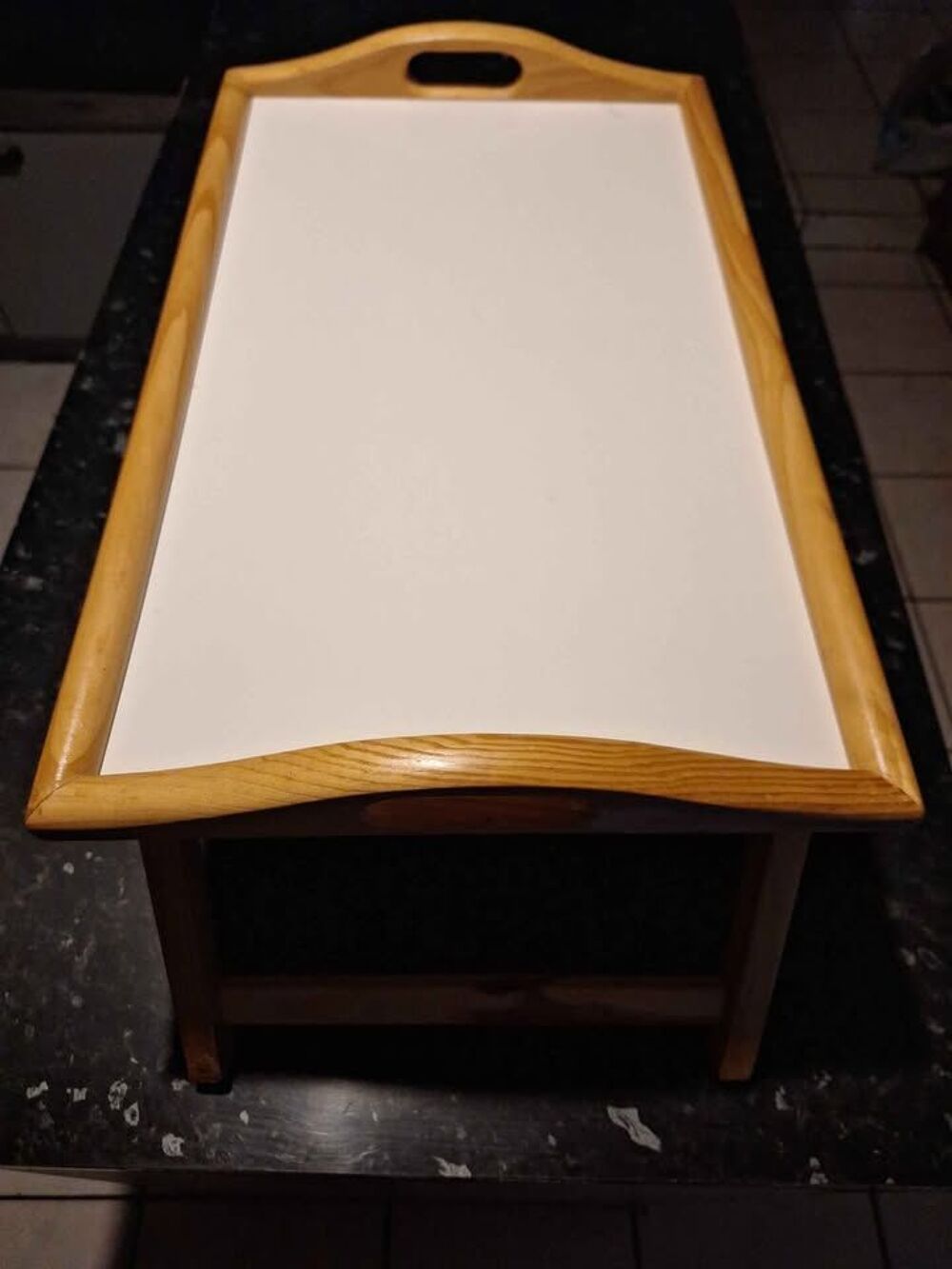 Plateau de lit pliable en bois/ table de petit d&eacute;jeuner Meubles