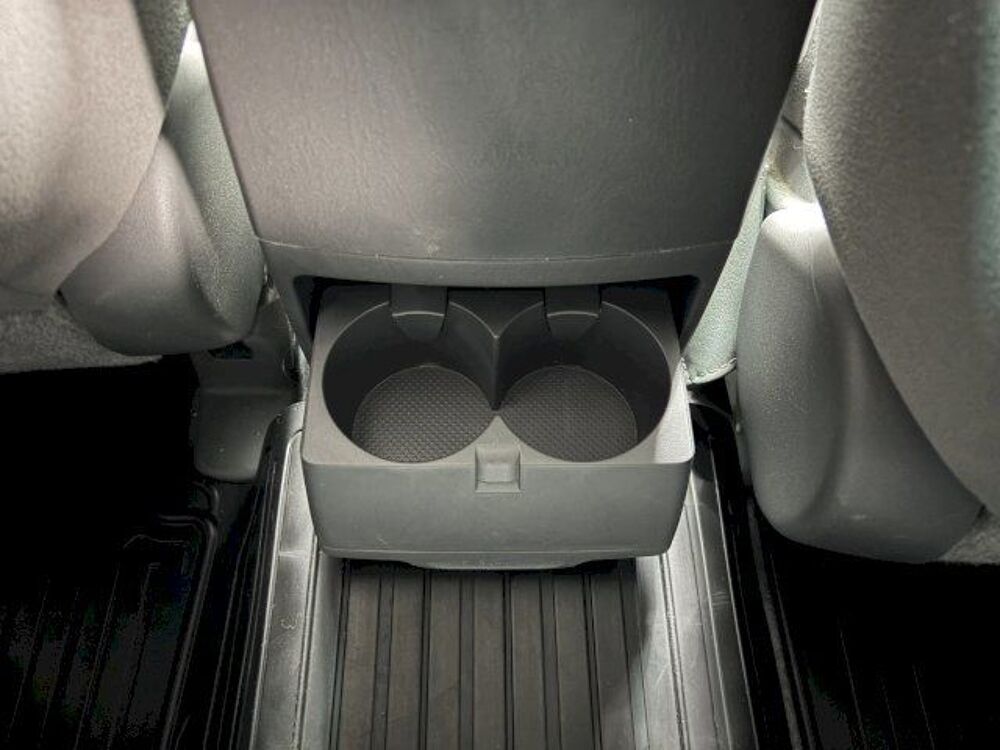 Hilux 3.0 D-4D Invincible Double Cabine 4WD BVA 2013 occasion 33520 Bruges