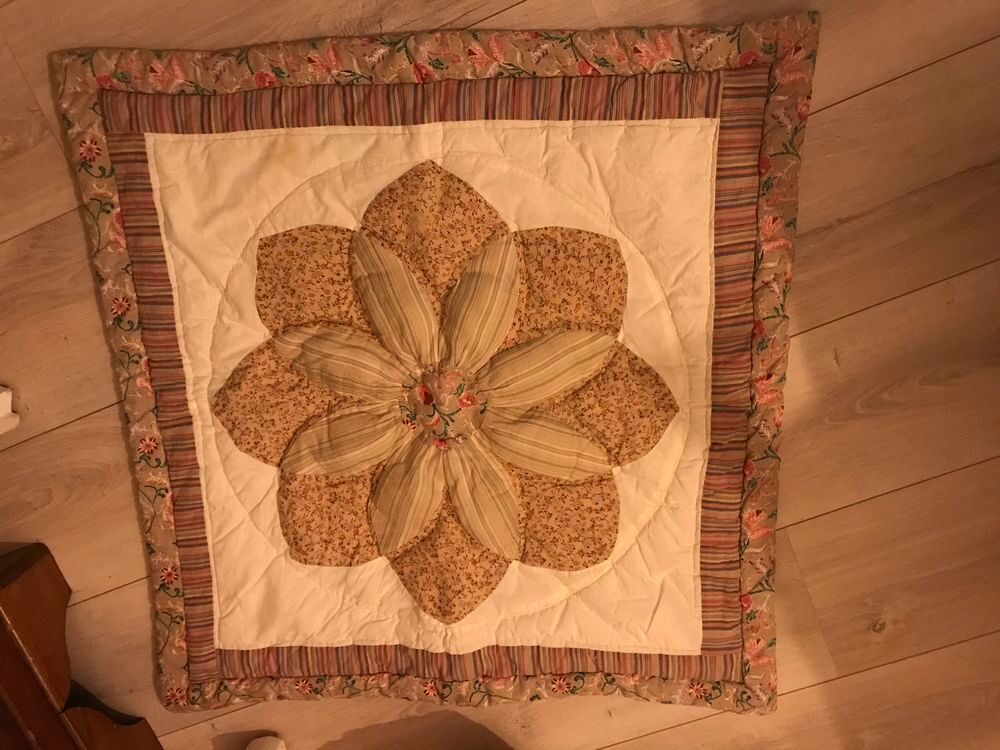 housse de coussin PATCHWORK Fleurs relief 70 x 70 cm Décoration