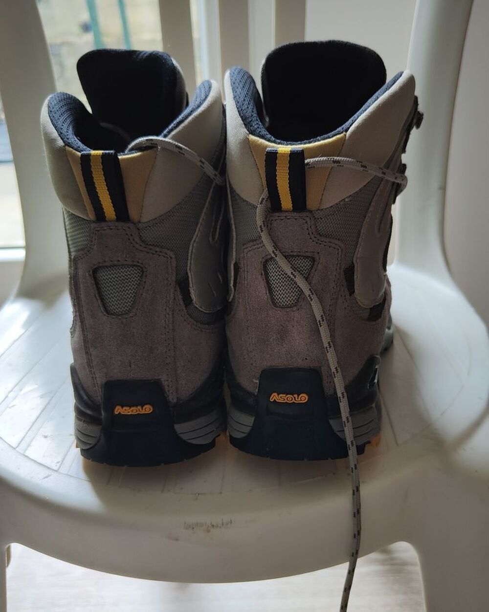 Chaussures de randonn&eacute;e Chaussures