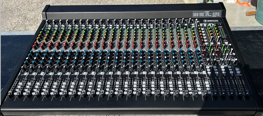 TABLE DE MIXAGE ANALOGIQUE MACKIE 2404 VLZ4 COMME NEUVE Audio et hifi