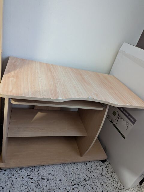 Meuble bureau informatique 30 Courth�zon (84)