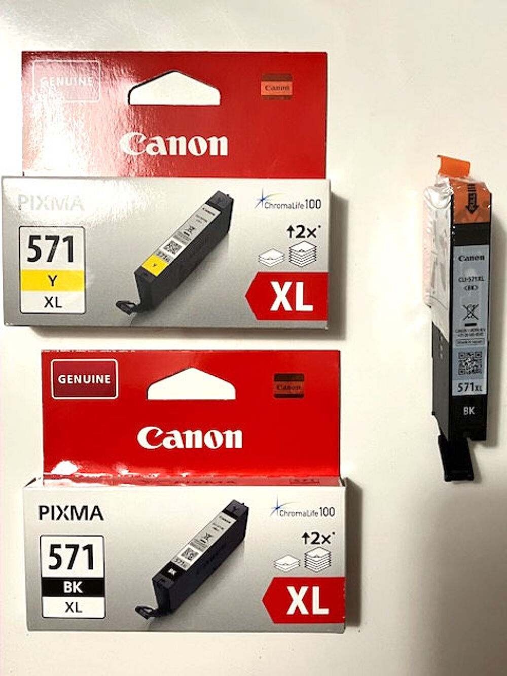 Lot de 3 cartouches d'encre PIXMA 571 XL. Matériel informatique