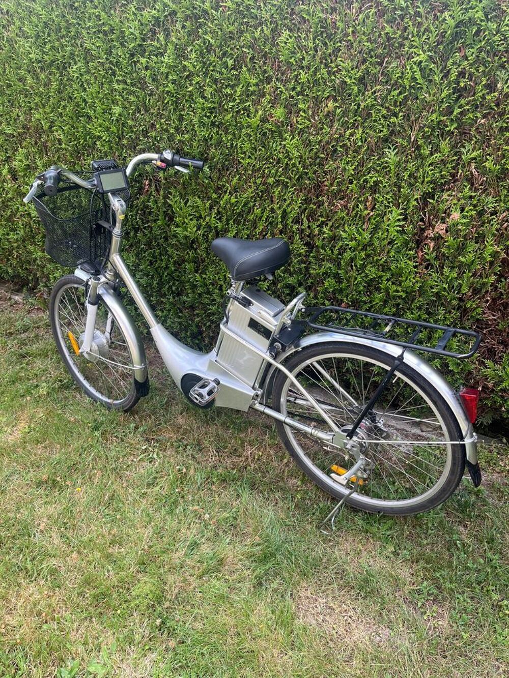 V&eacute;lo &agrave; assistance &eacute;lectrique marque ISD fabriqu&eacute; en France Vélos