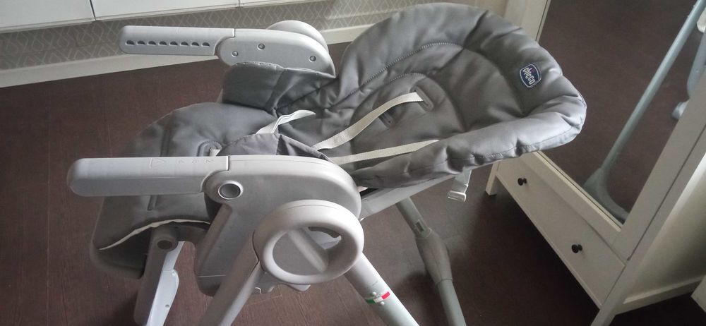 chaise haute Puriculture