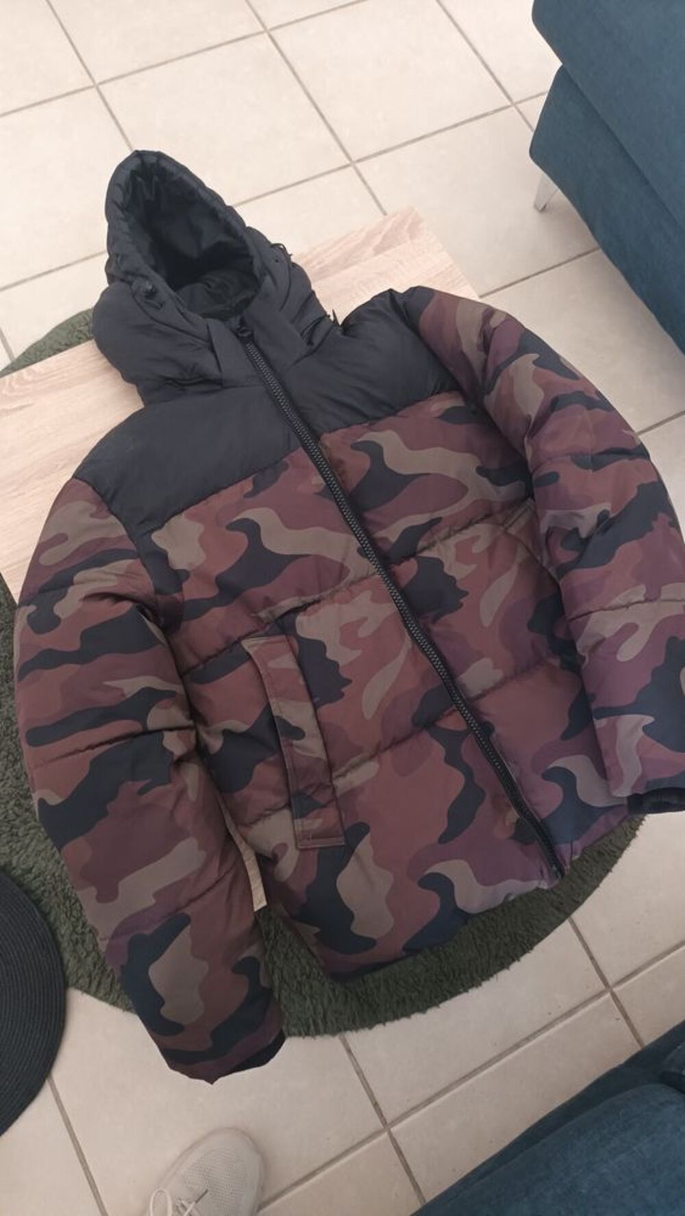 Blouson quasiment neuf sans &eacute;tiquette Vêtements