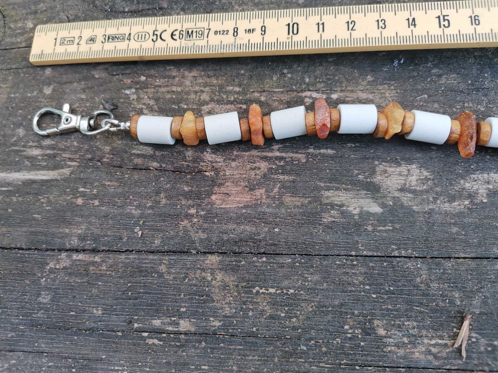 Collier pour chien avec des perles ceramic. 