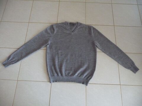 Pull gris pure laine taille L marque Roberto Vérino 35 Celles-sur-Belle (79)