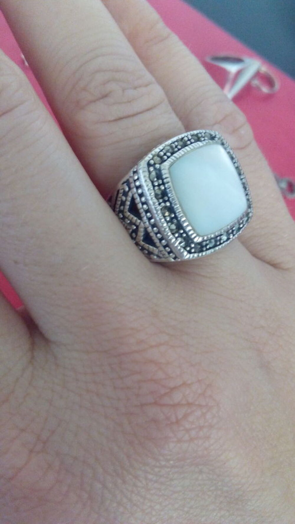 Bague en argent et pierres naturelles Bijoux et montres