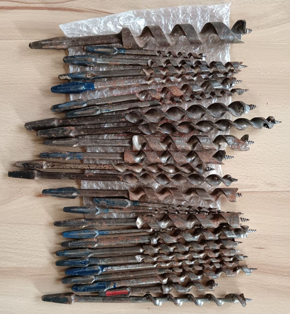 26 tari&egrave;res &agrave; spire unique (queue conique plate) Bricolage