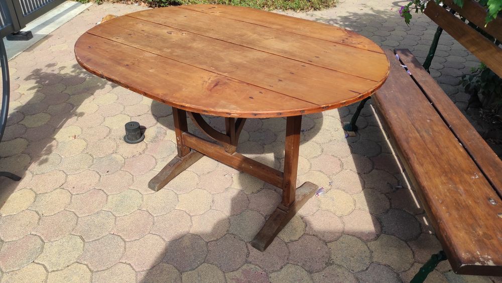 Table champenoise Meubles