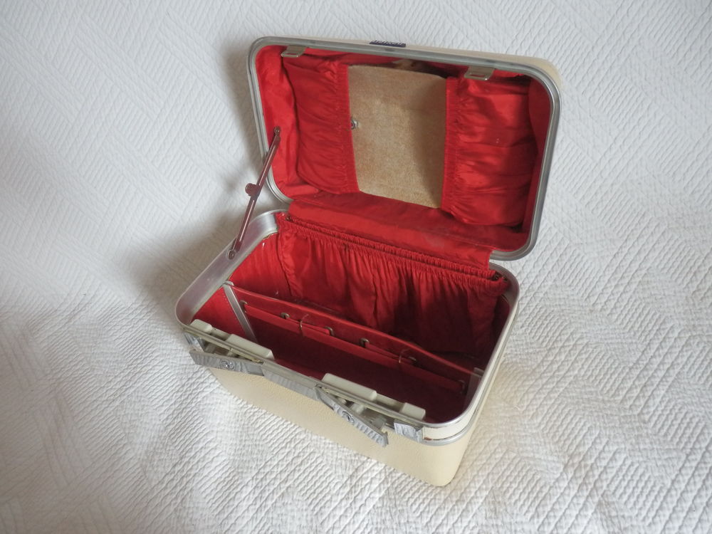 Vanity case Delsey Maroquinerie