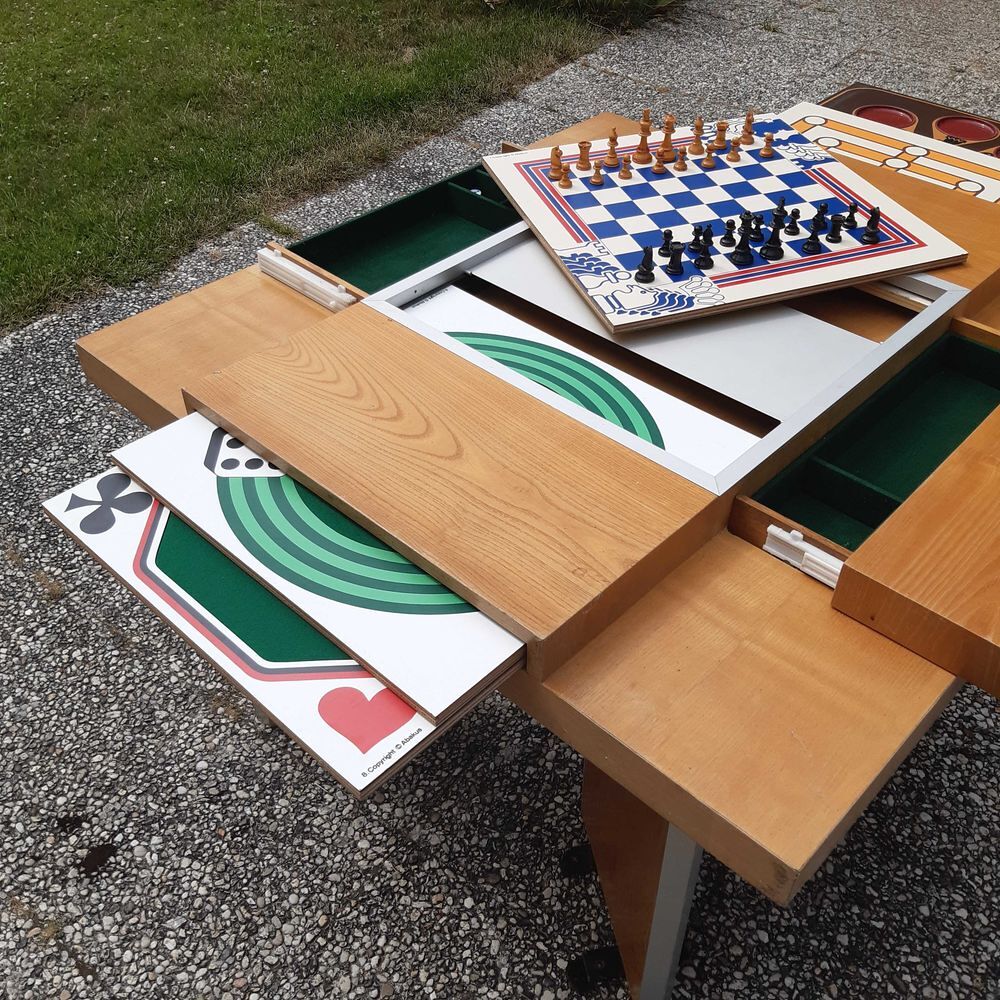 Table de jeux Meubles