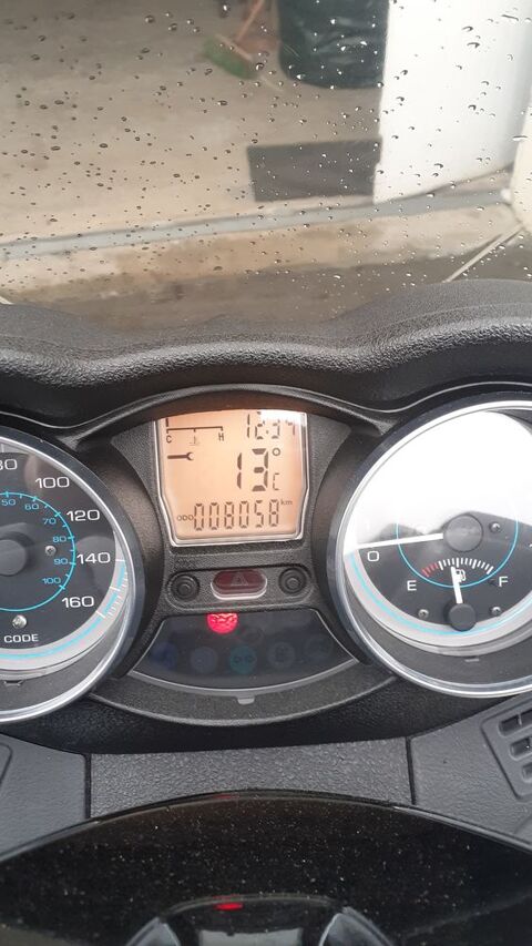 Scooter PIAGGIO 2016 occasion Olonne-sur-Mer 85340