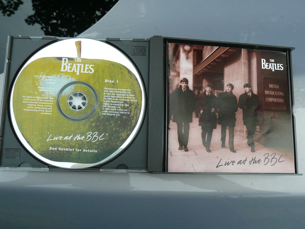 Coffret de 2 x CD The Beatles CD et vinyles