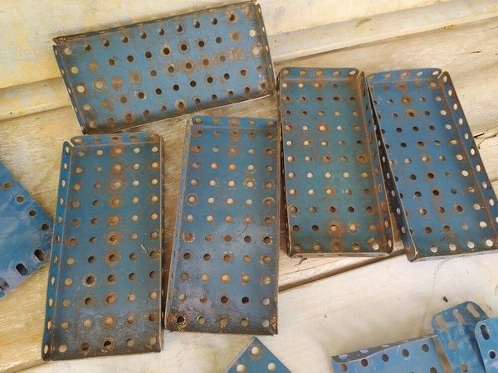 Ancien Jeu Meccano Pi&egrave;ces Accessoires Plaques Divers Lot 01 