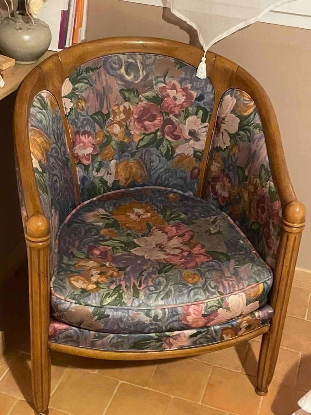 DEUX FAUTEUILS CRAPAUX Meubles