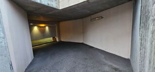  Parking / Garage � louer 12 m�