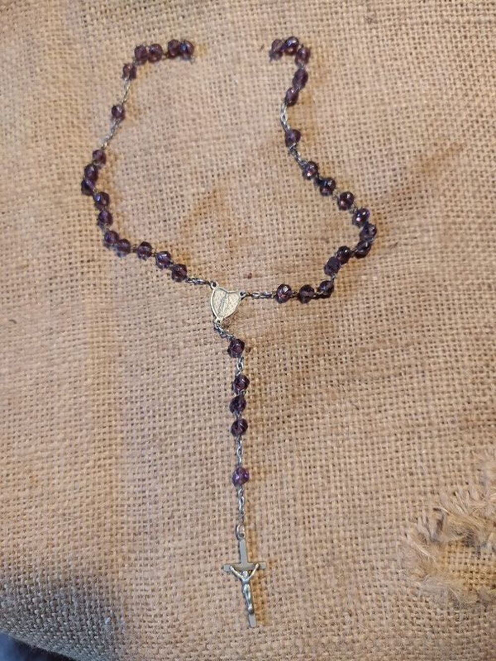 Ancien Chapelet Verre Couleur Am&eacute;thyste M&eacute;daille Lourdes 