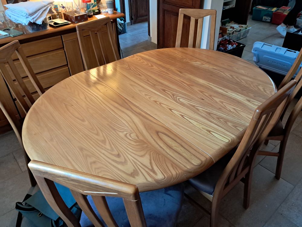 Salle &agrave; manger en orme massif Meubles