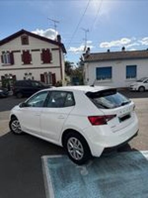 Fabia 1.0 TSI 95 ch BVM5 Ambition 2023 occasion 40100 Dax