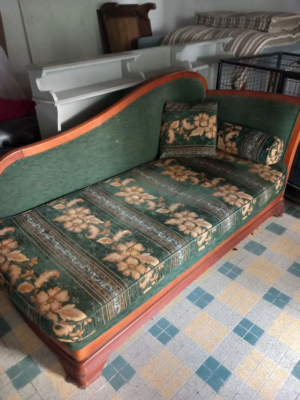 Bergere/canap&eacute; a renover Meubles