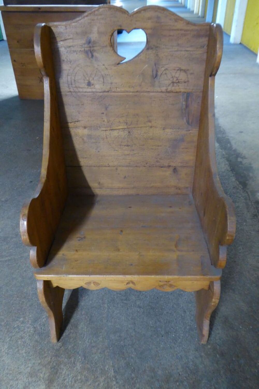 chaise savoyarde Meubles