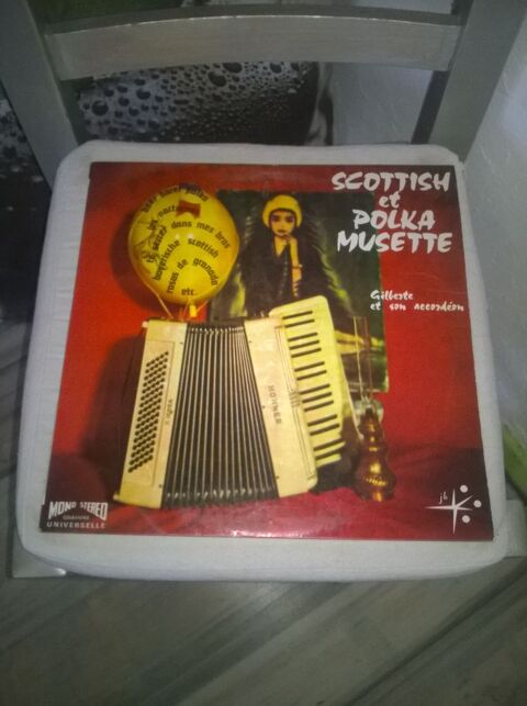 Vinyle GILBERTE et son Accordéon
Scottish et polka musette
10 Talange (57)