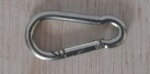 Mousquetons inox diam�tre 6 mm (x5) 4 Metz (57)