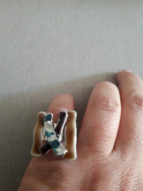Bague argent et marron 1 La Fert-sous-Jouarre (77)