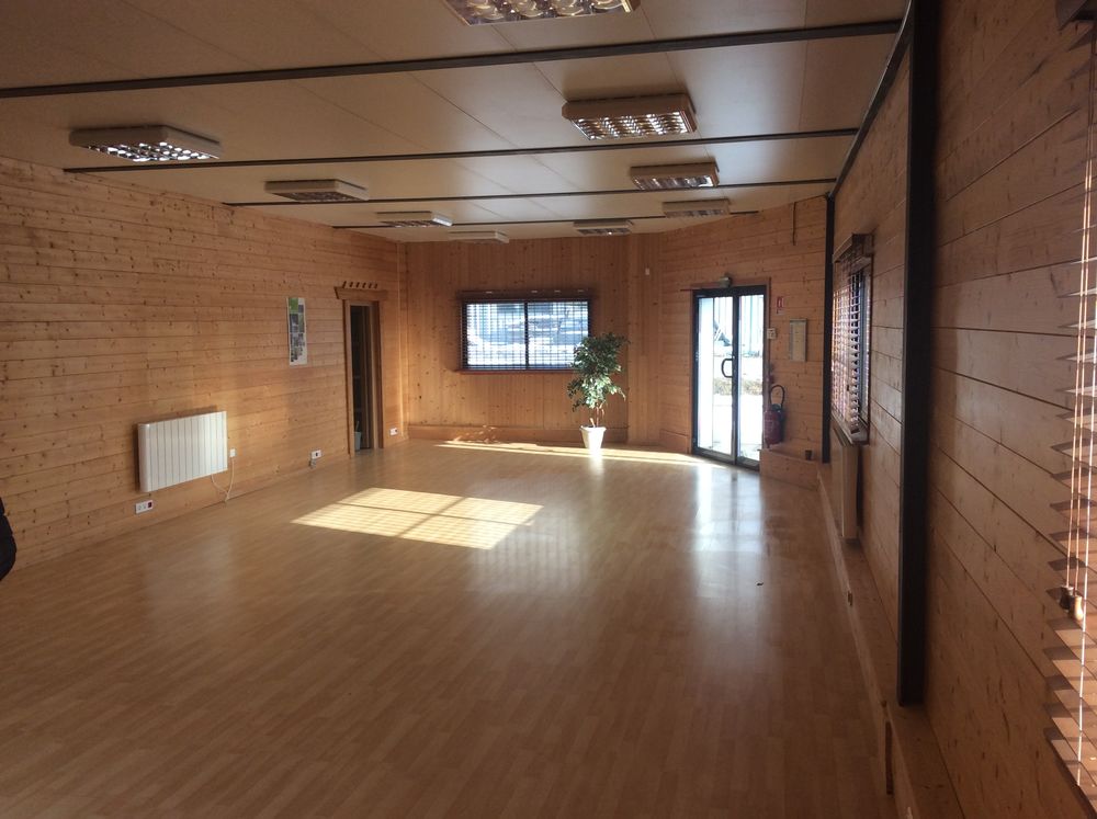 Vente Autre - LA TERRASSE - LOCAUX D ACTIVITES ET BUREAUX - 580 M2 La terrasse