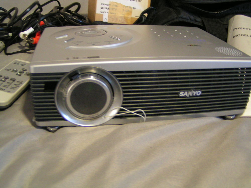 Video projecteur de salle ou salon
Photos/Video/TV