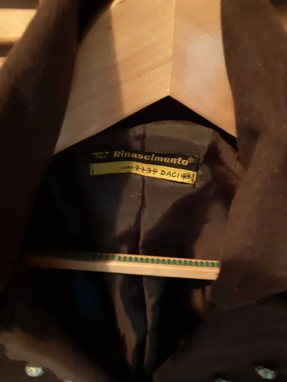 Jolie veste Rinascimento Made in Italy Vêtements