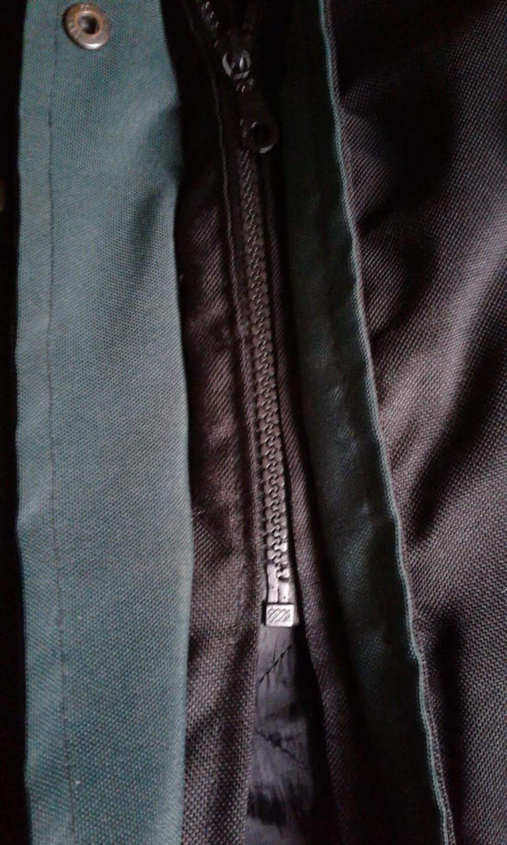 Parka d&eacute;perlant noir taille M Vêtements