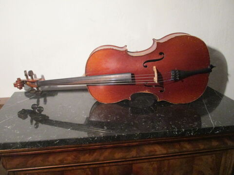 Violoncelle 1/2 tr�s bon son 790 Paris 5 (75)