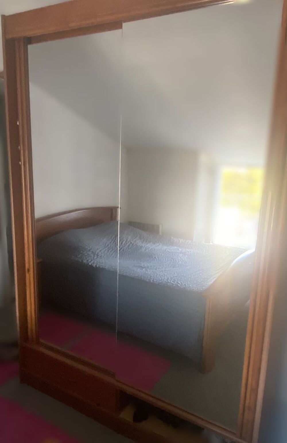 Mobilier chambre &agrave; coucher bois marron + bureau noir. Meubles