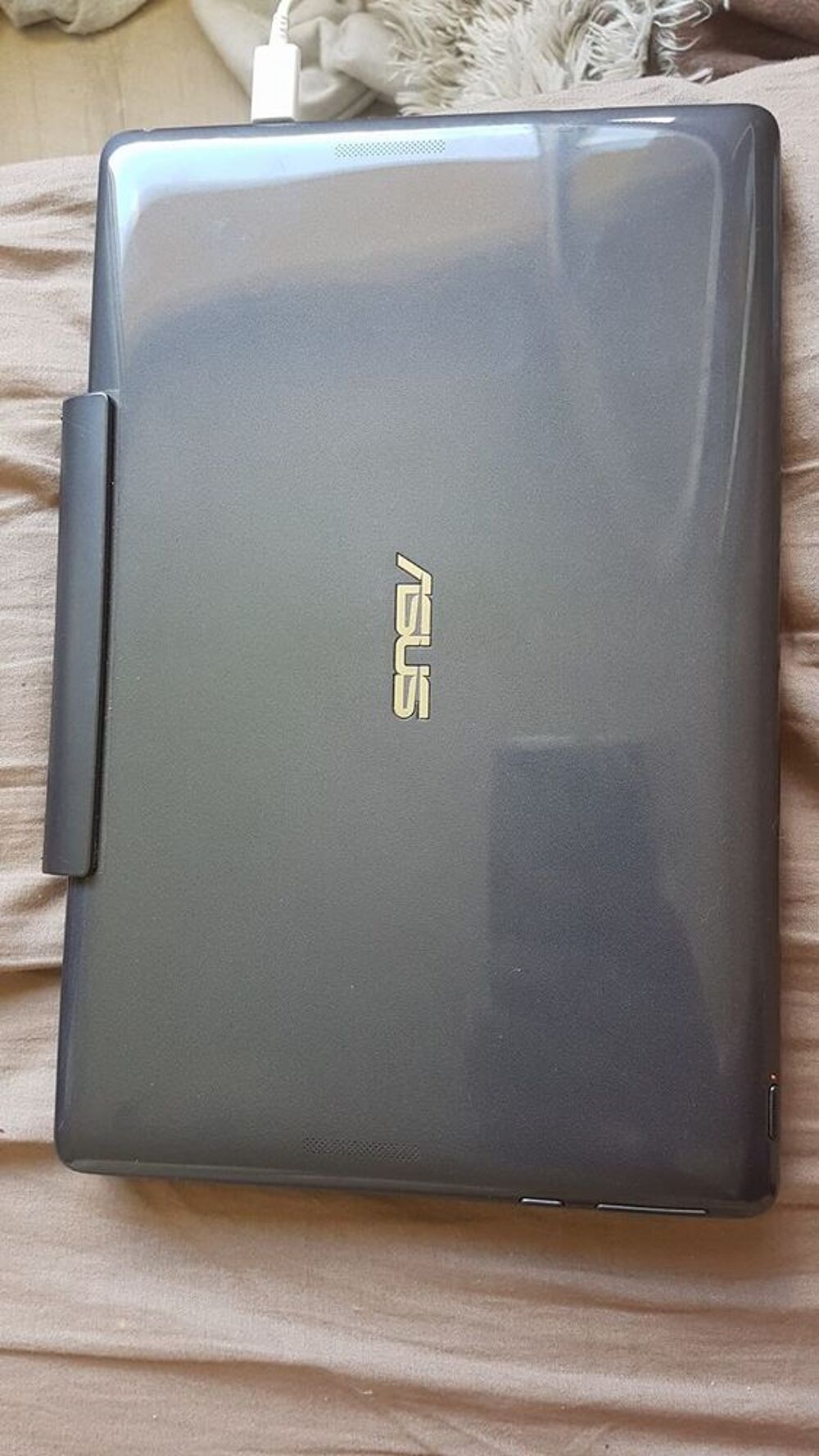 Tablette Asus Transformer T100TAF Téléphones et tablettes
