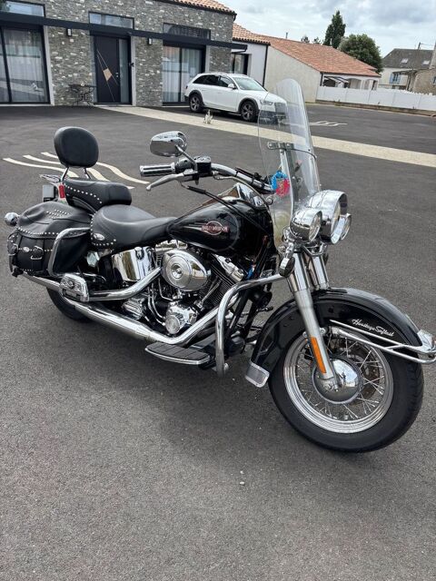Moto HARLEY-DAVIDSON 2005 occasion Angles 85750