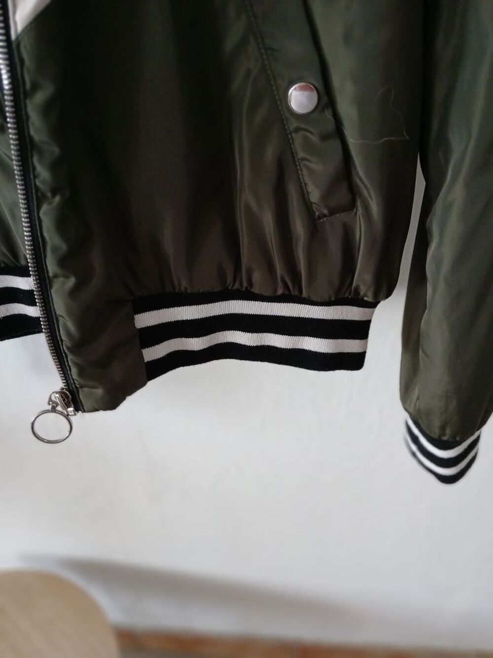 Veste &agrave; motif chevrons et col ray&eacute; Vêtements