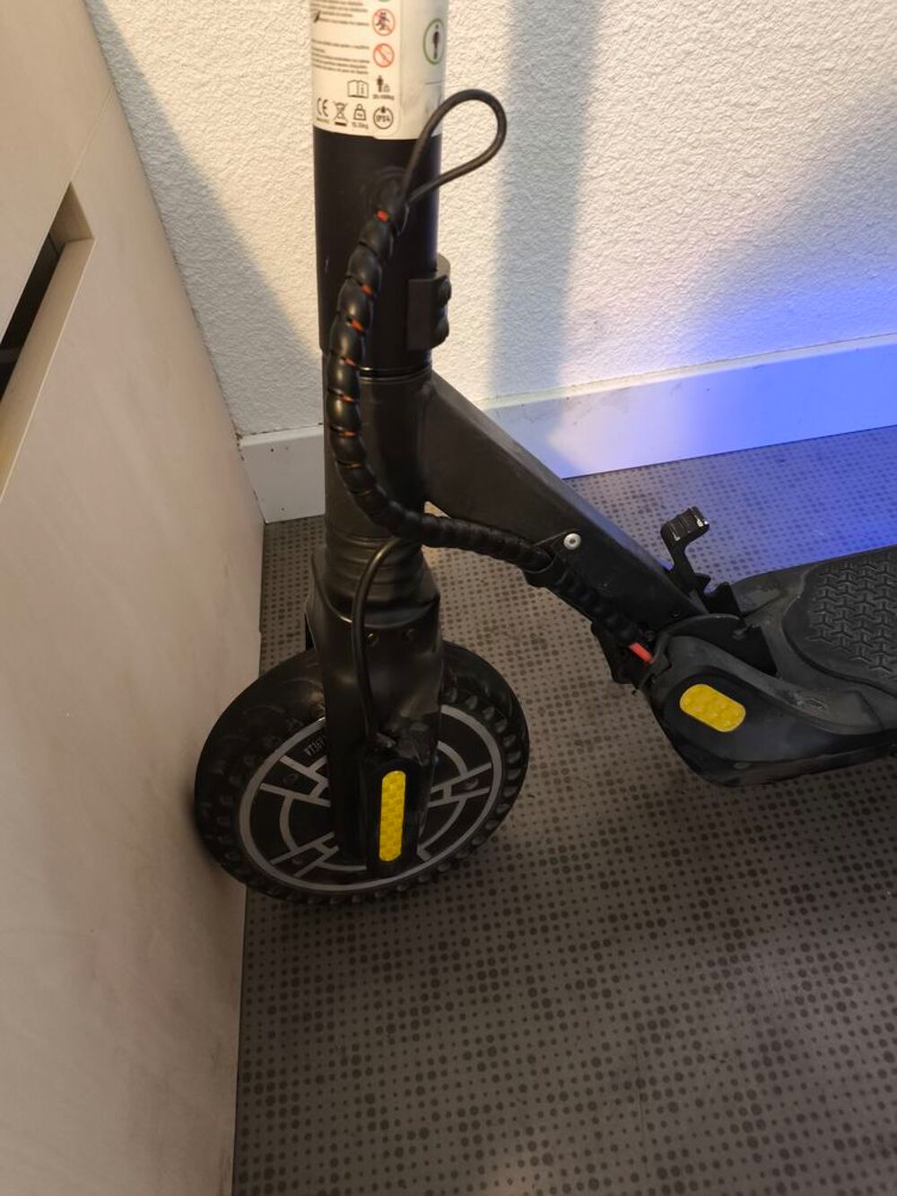 Trotinette &eacute;lectrique Urban glide 85L Sports
