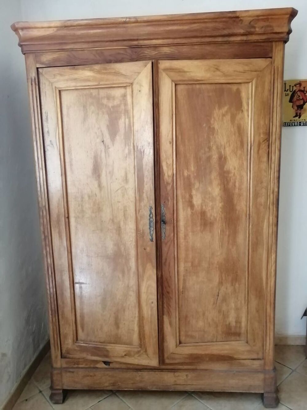 armoire Louis-Philippe en ch&ecirc;ne Meubles