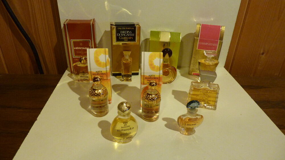 COLLECTION MINIATURES DE PARFUM 