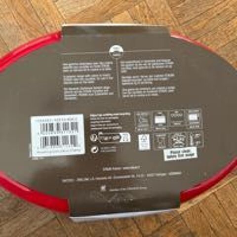 plat �  four 29cm staub 30 Paris 20 (75)