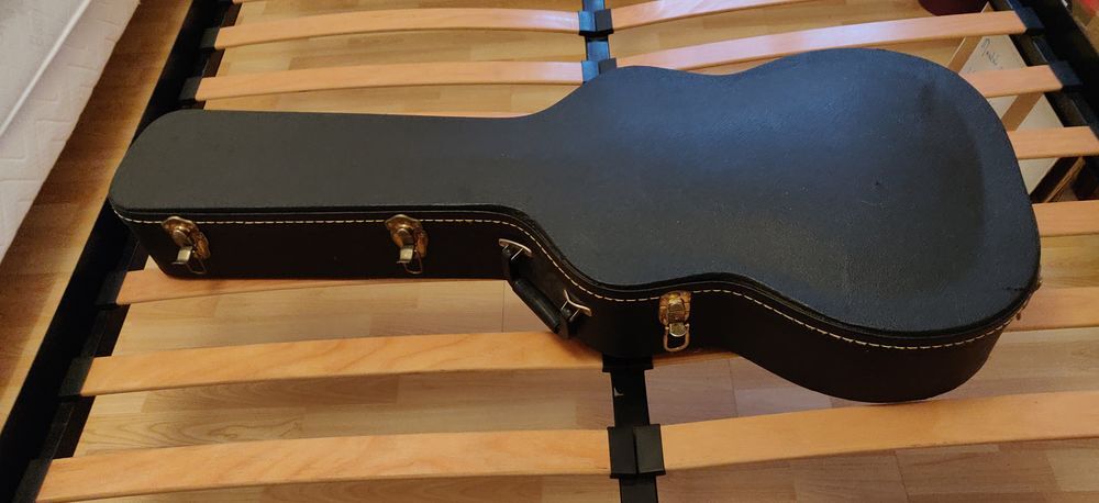 Etui de guitare Instruments de musique