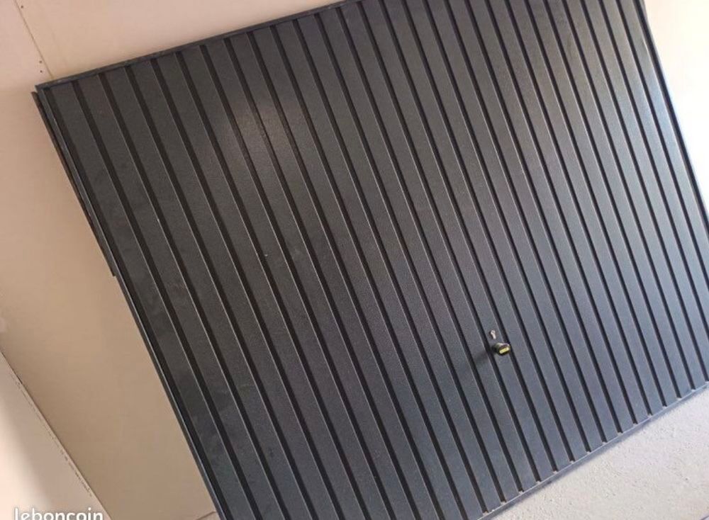 Porte garage manuelle anthracite neuve + rails Bricolage