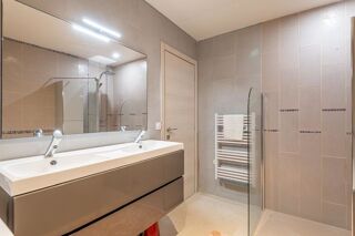  Colocation � louer 6 pi�ces 155 m�