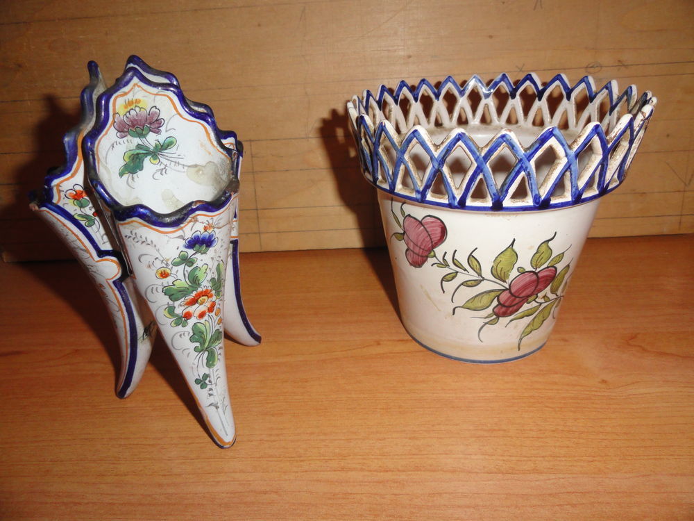 Cache pot tr&egrave;s ancien Décoration