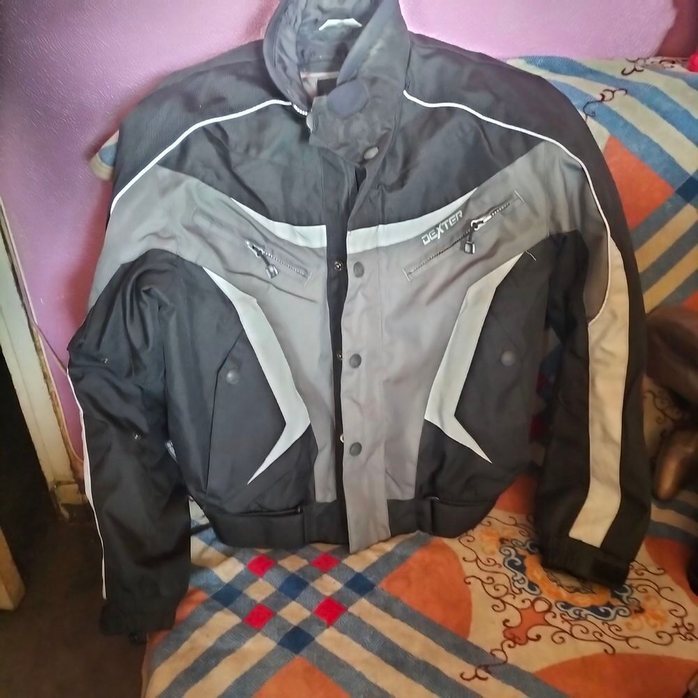 Veste moto dexter waterproof taille L tr&egrave;s bon &eacute;tat Vêtements