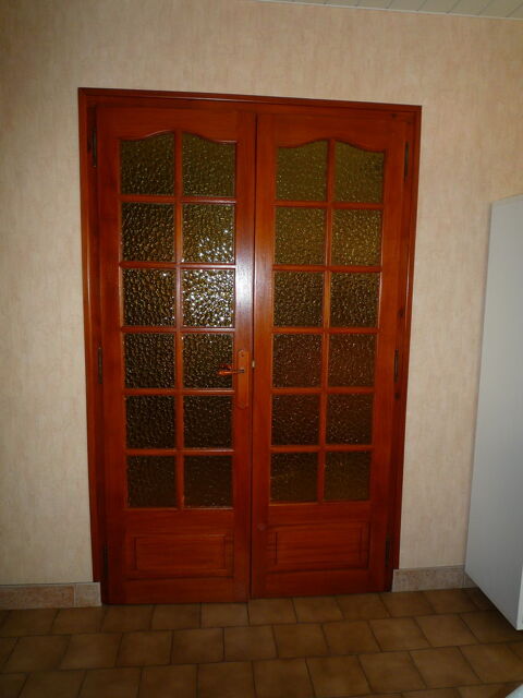 Porte vitr�e en bois double battant 30 Roullet-Saint-Est�phe (16)